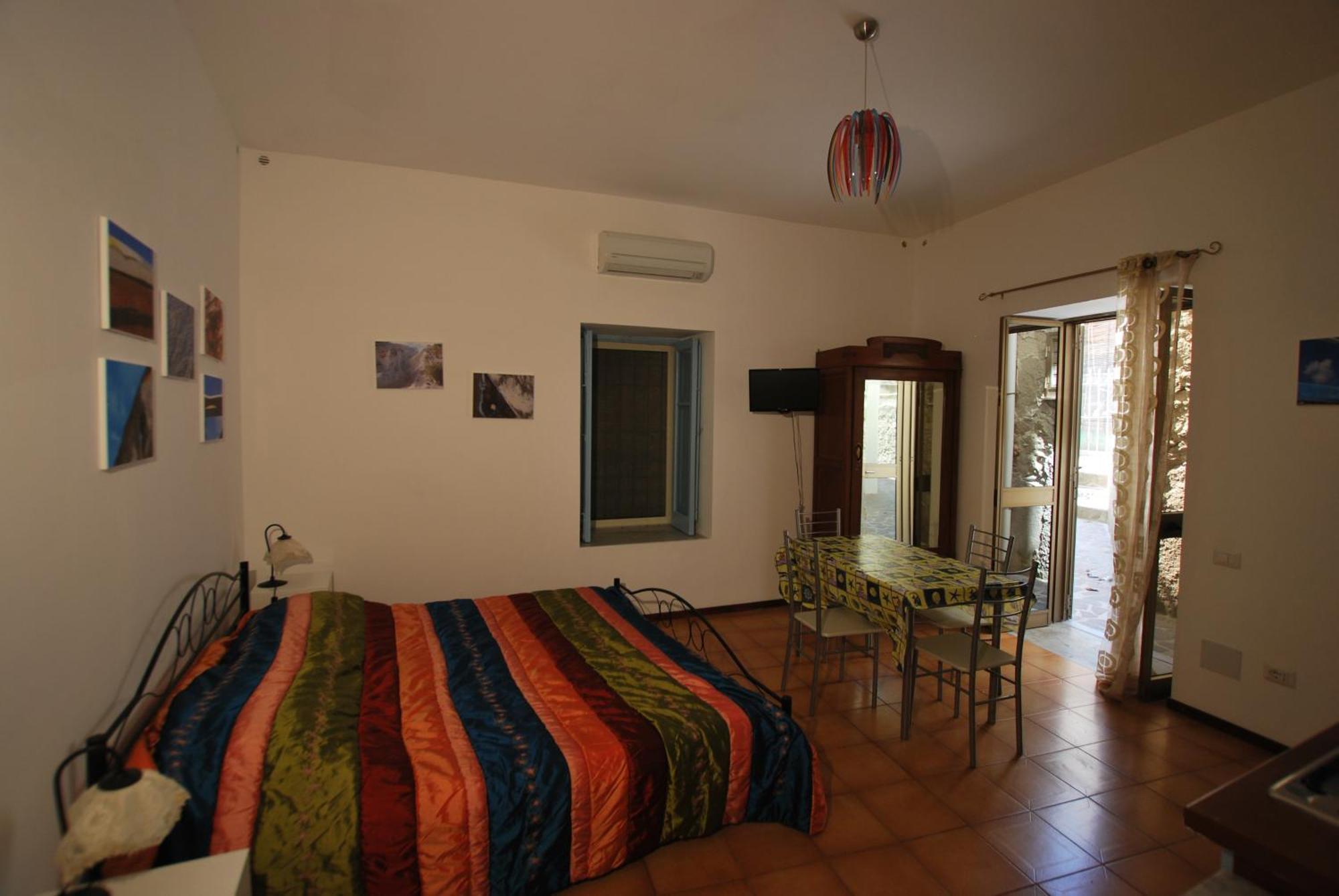 Vulcanoconsult Appartamenti Spiaggia Lipari  Habitación foto