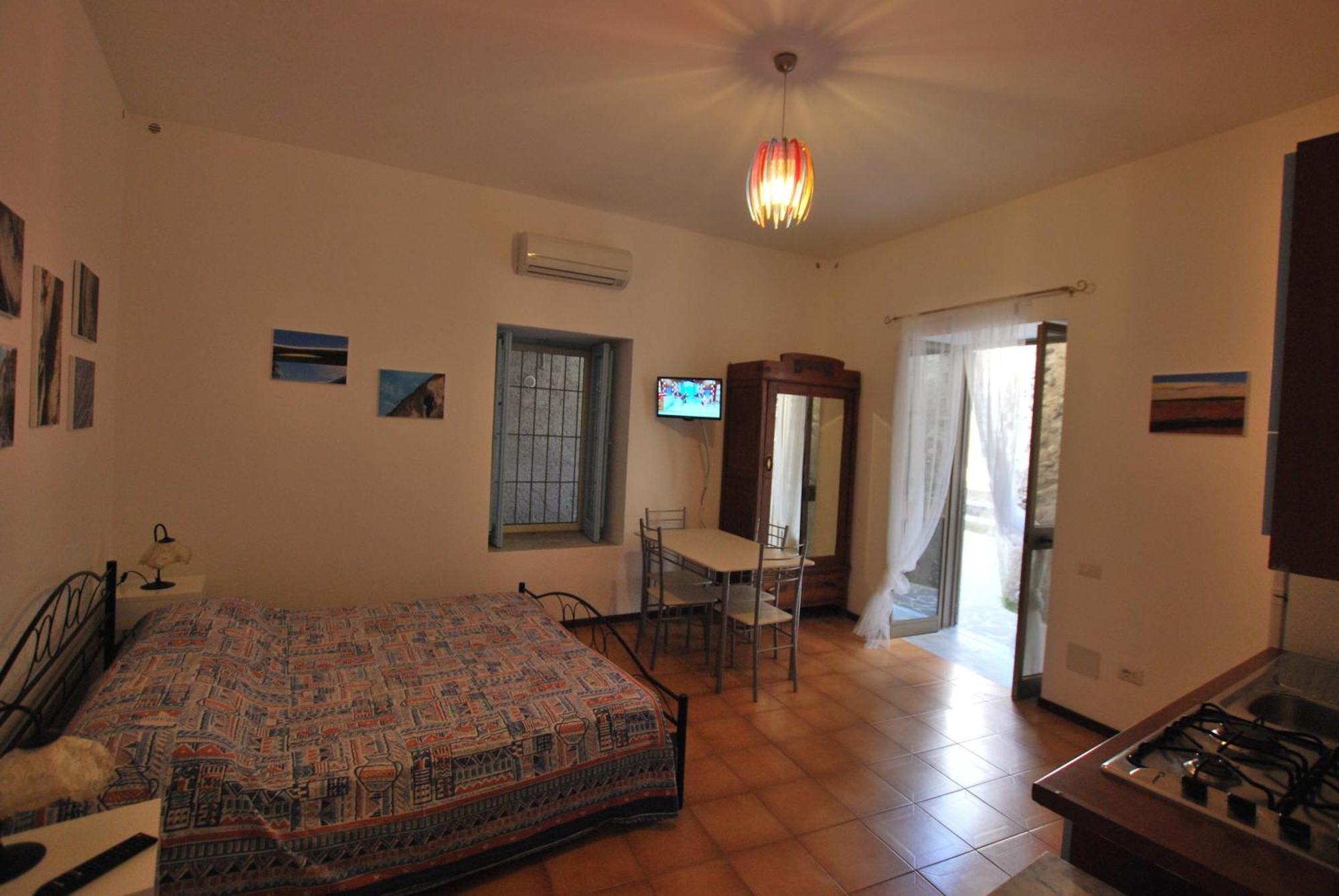 Vulcanoconsult Appartamenti Spiaggia Lipari  Habitación foto